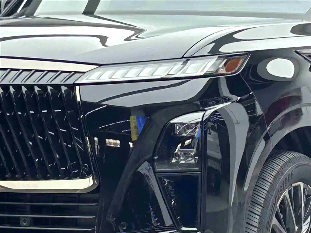 Infiniti QX80 2025
