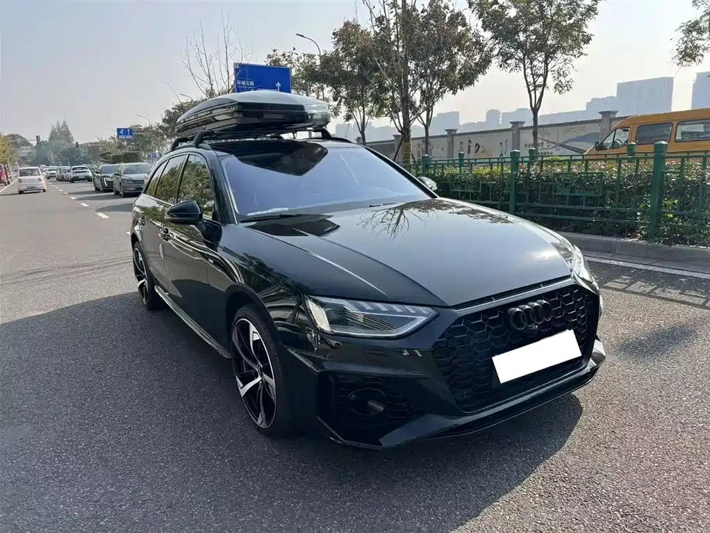 Audi A4 2021
