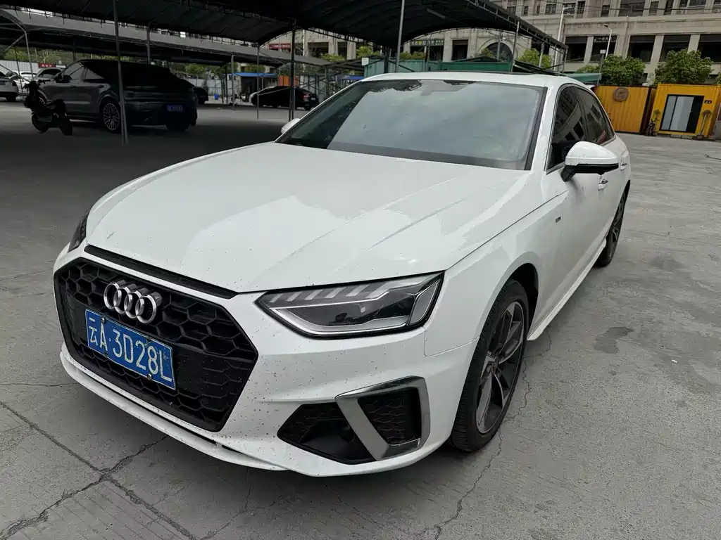 Audi A4 2023