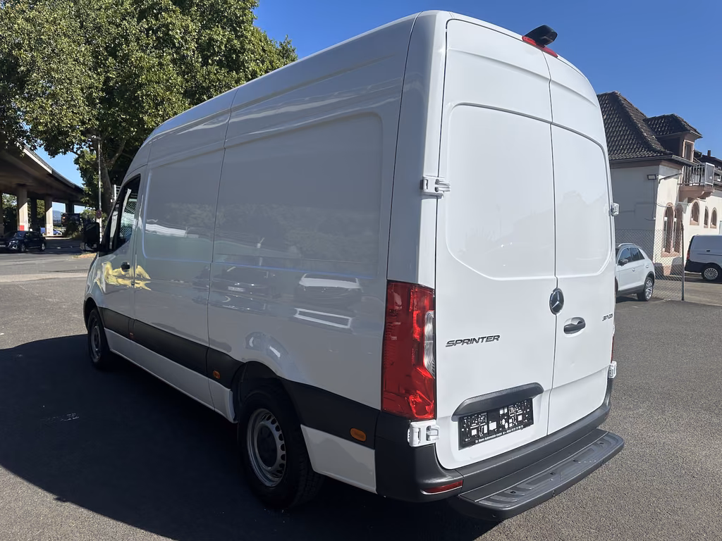 Mercedes-Benz SPRINTER 2022