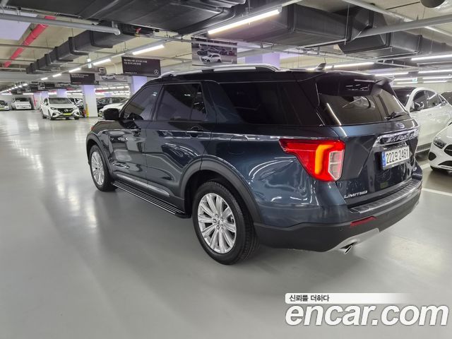 Ford Explorer 2023