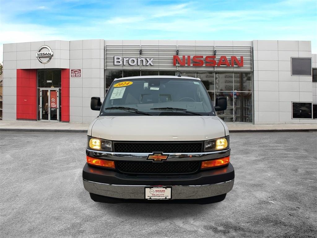 Chevrolet Express 2024