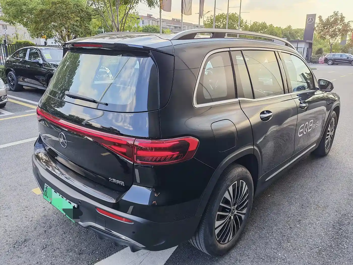 Mercedes-Benz EQB 2024
