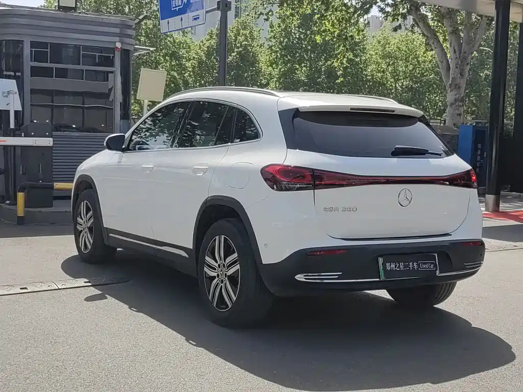 Mercedes-Benz EQA 2023
