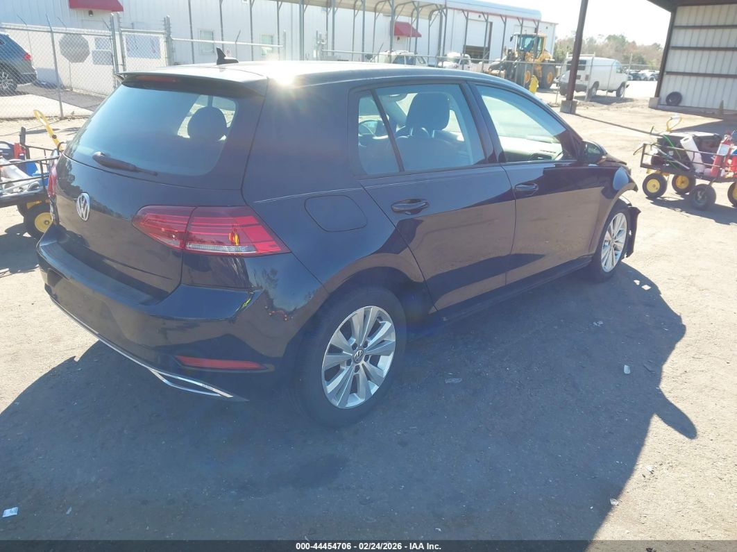 Volkswagen Golf 2021