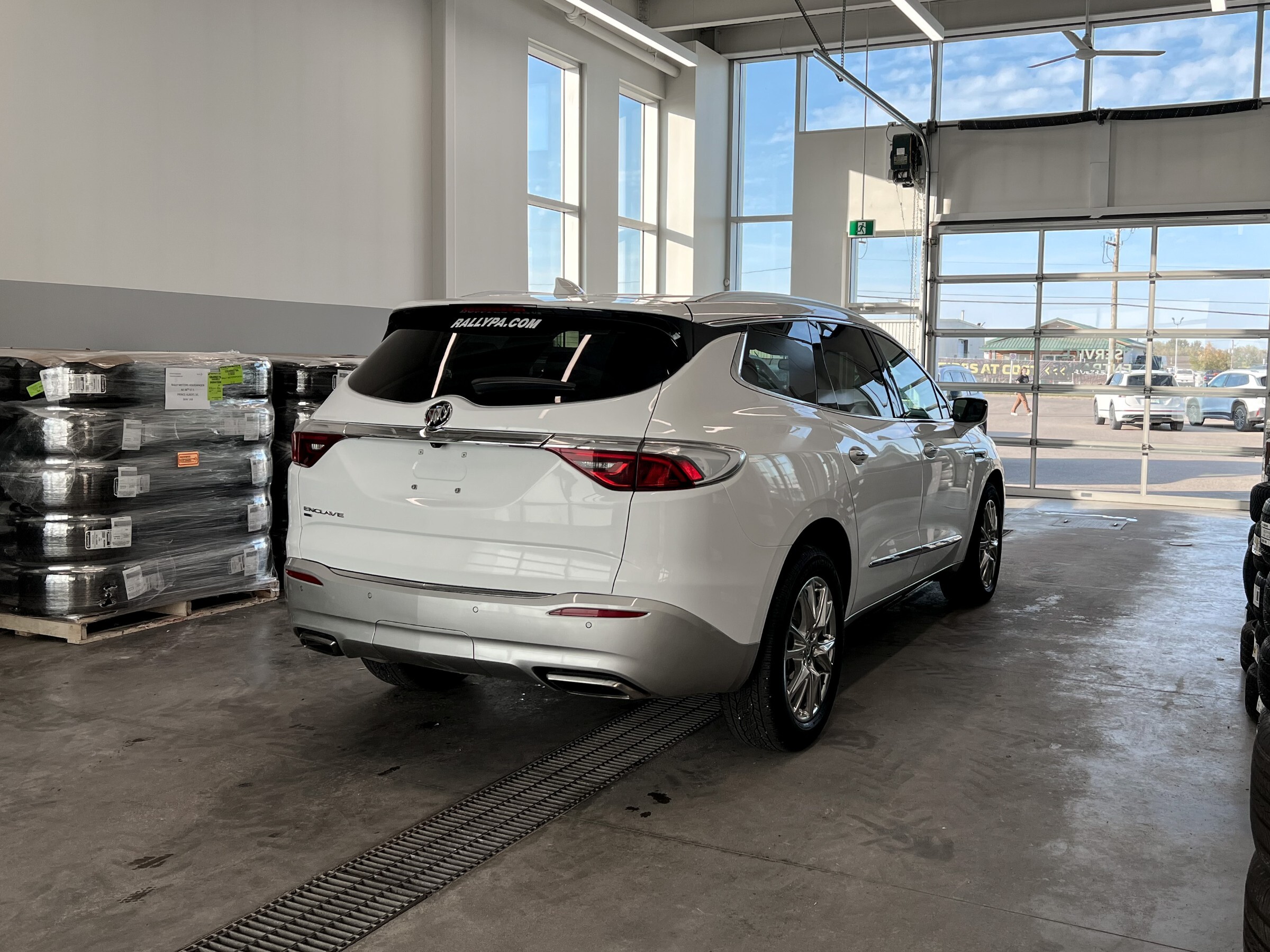 Buick Enclave 2023