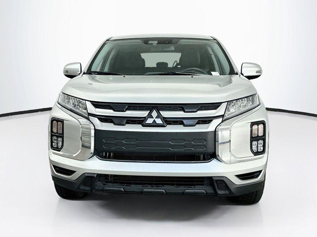Mitsubishi Outlander Sport 2024