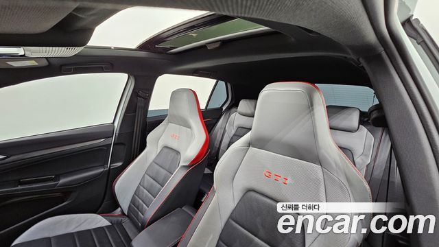 Volkswagen Golf 2023