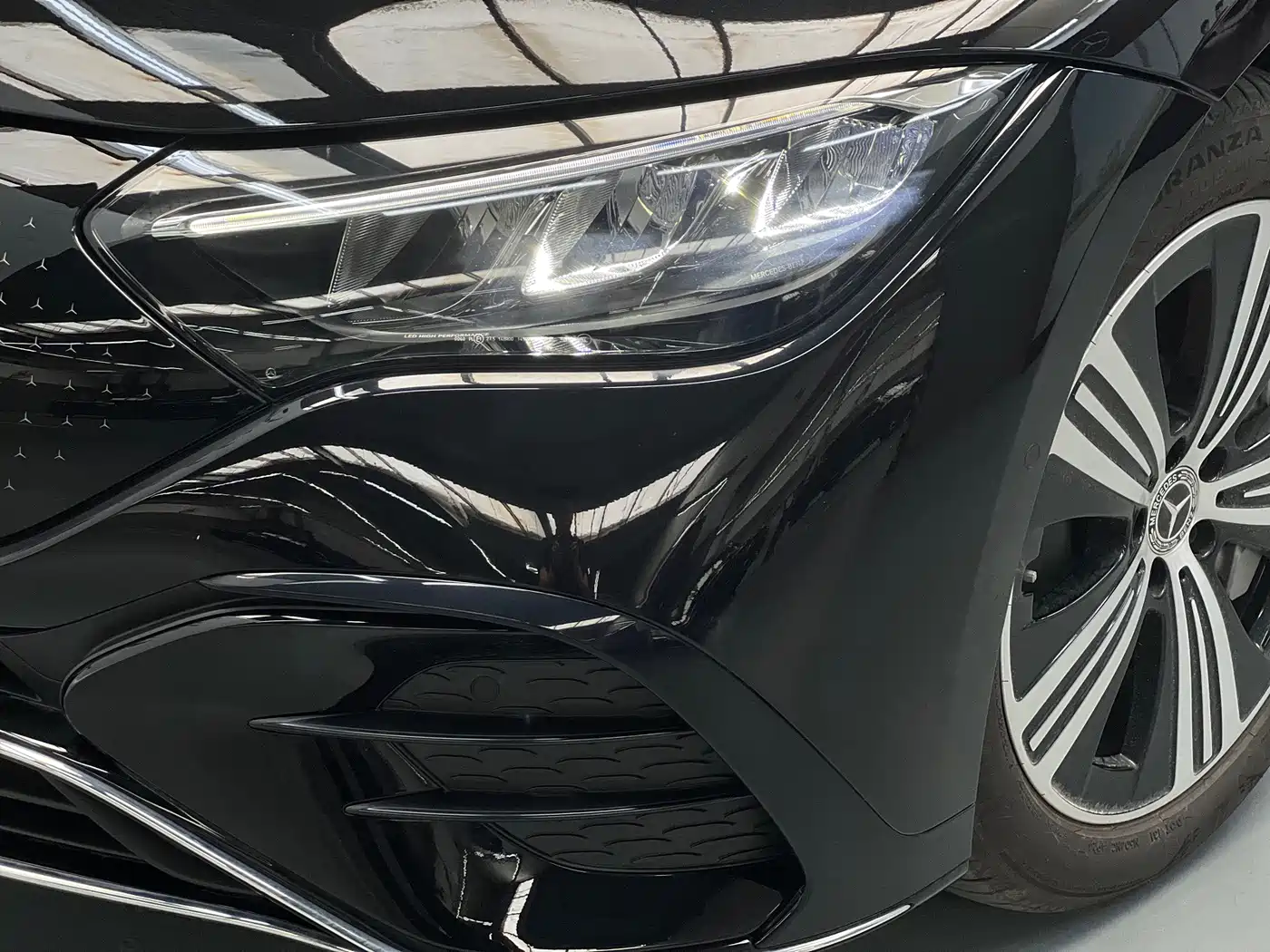 Mercedes-Benz EQE 2025