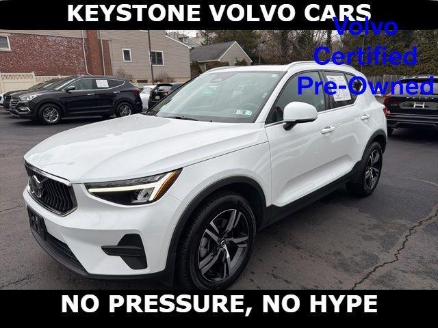 Volvo XC40 2025
