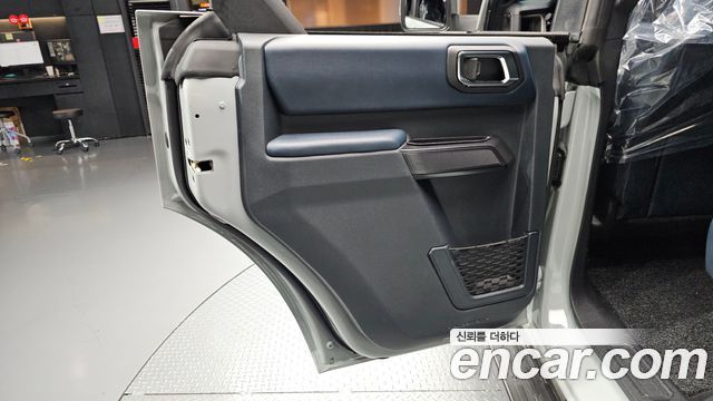 Ford Bronco 2024