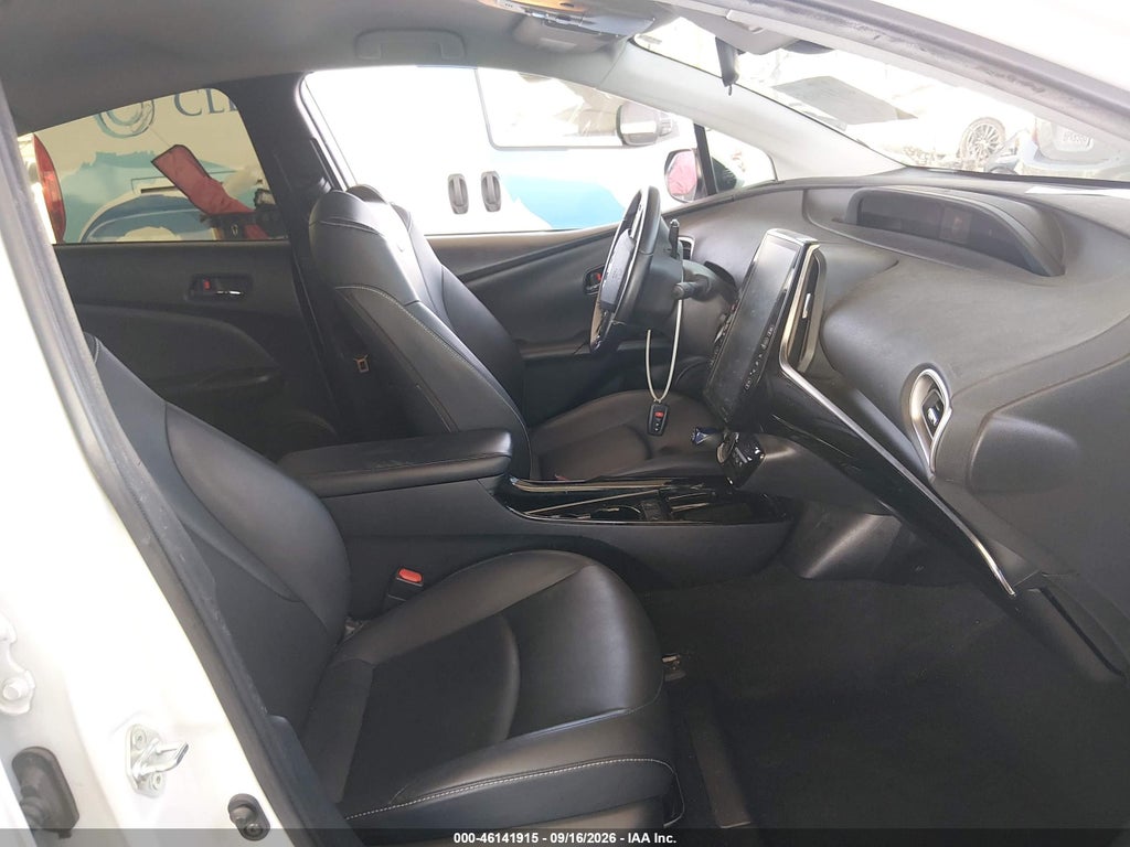 Toyota Prius 2021