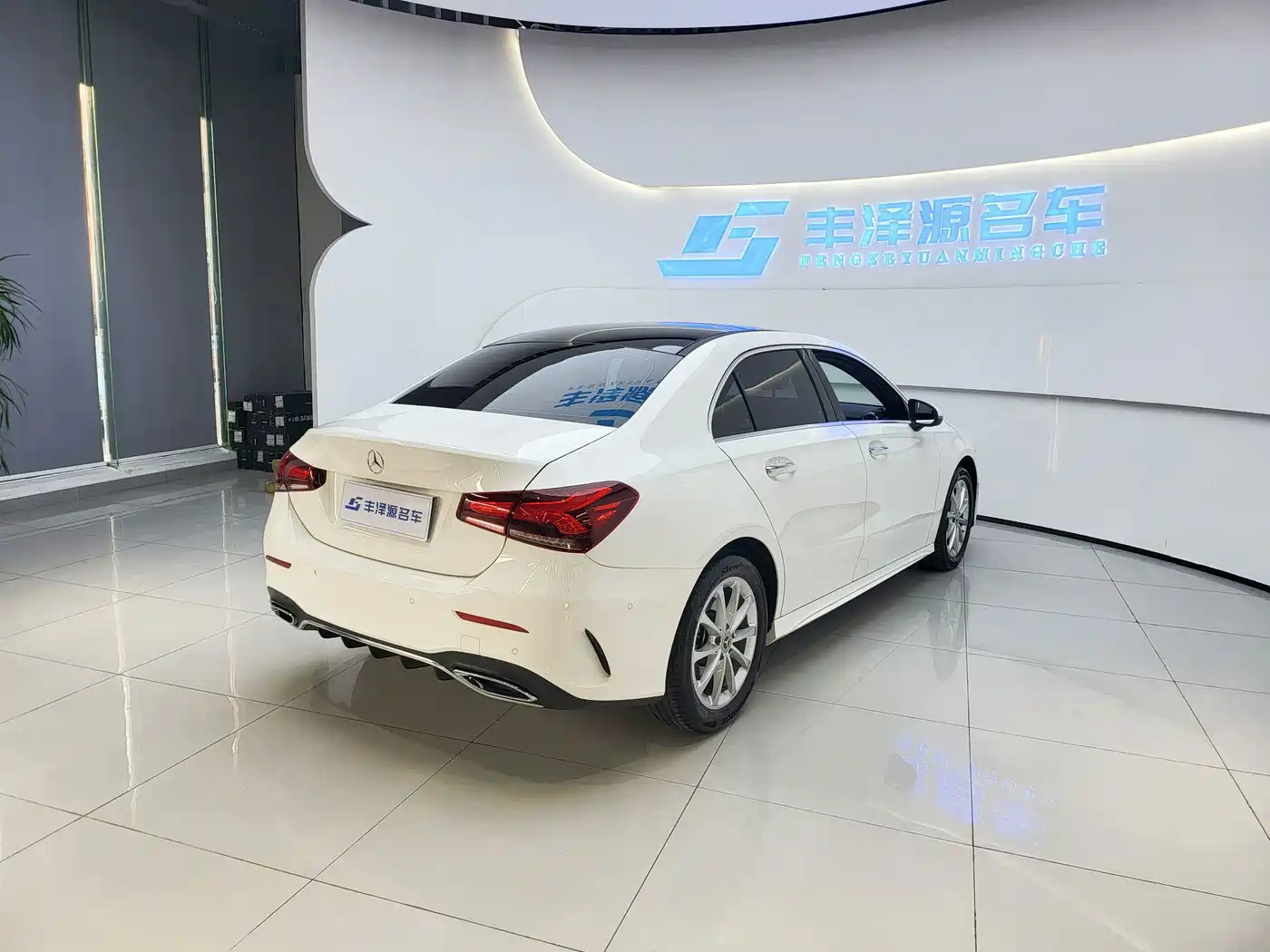 Mercedes-Benz A-Класс 2022