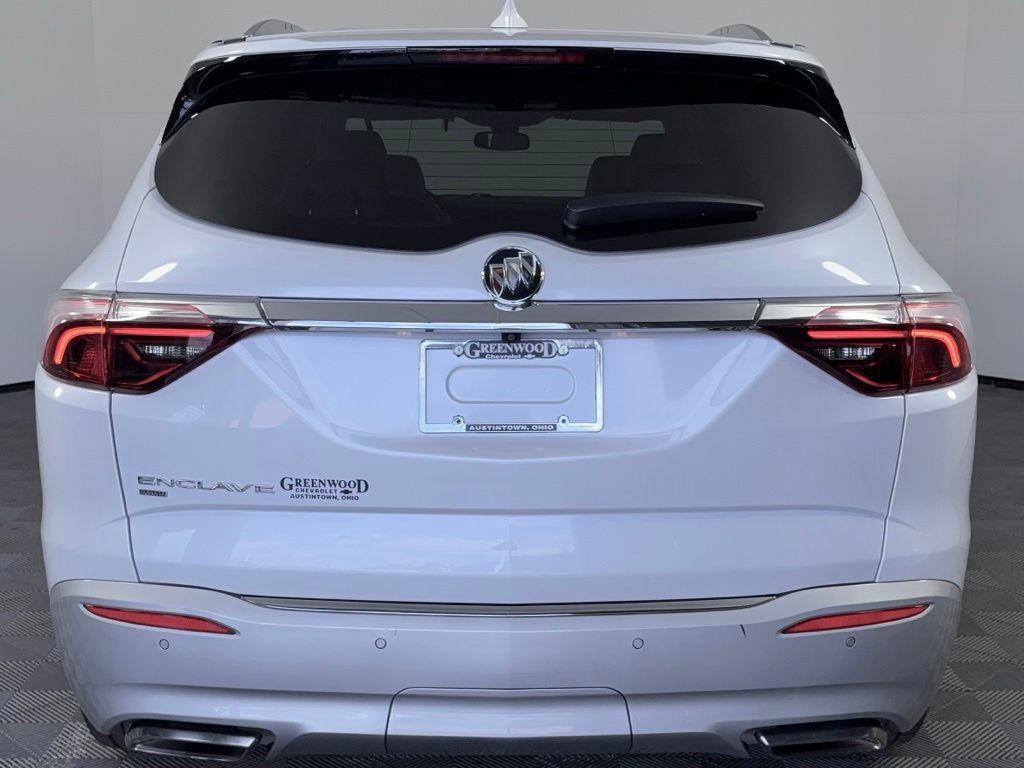 Buick Enclave 2023