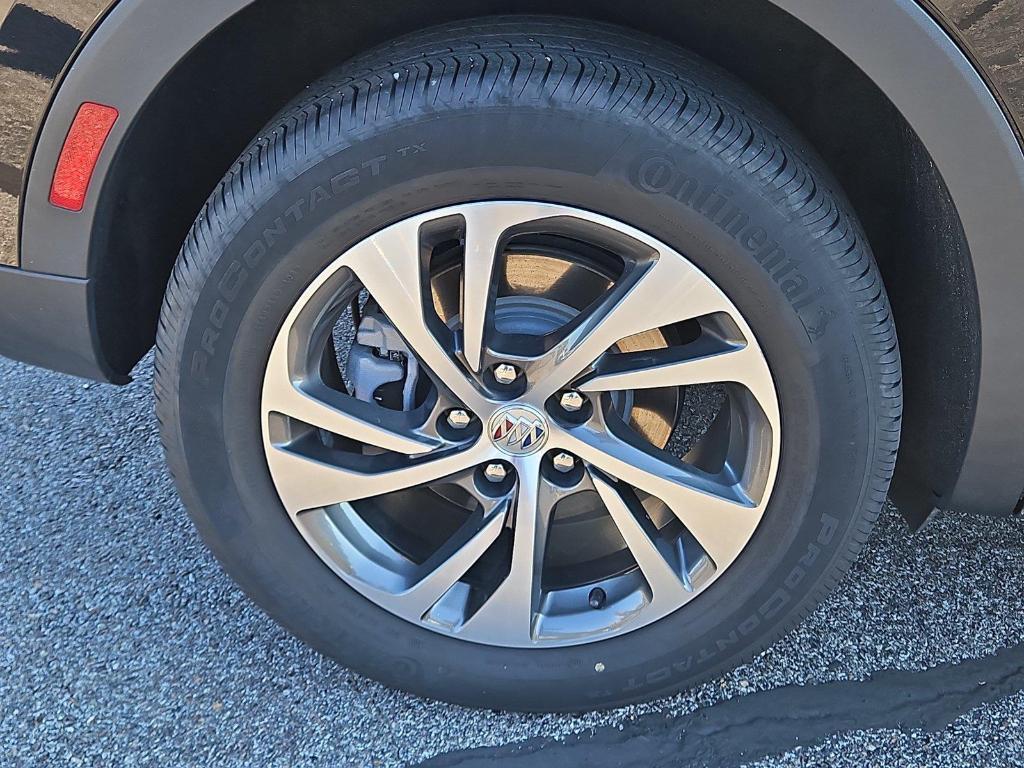 Buick Envision 2023