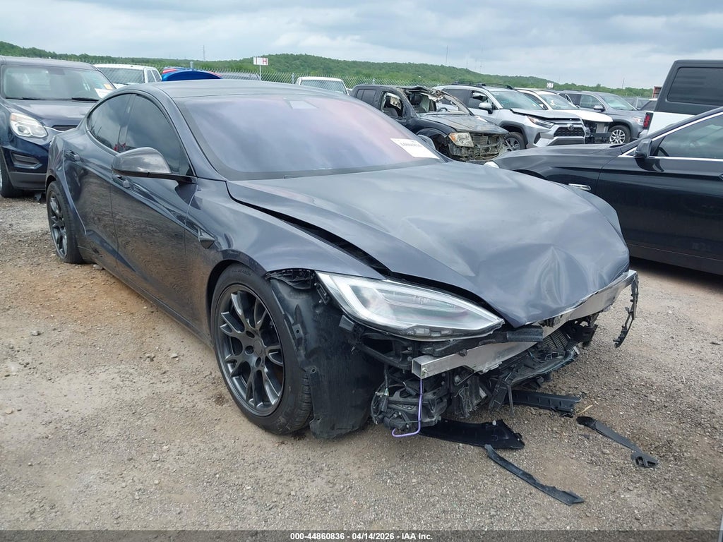 Tesla Model S 2021