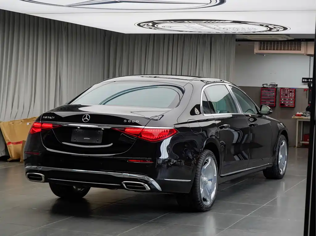 Mercedes-Benz Maybach S-Класс 2022