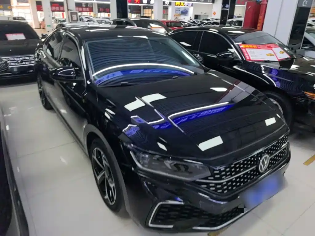 Volkswagen Passat 2024