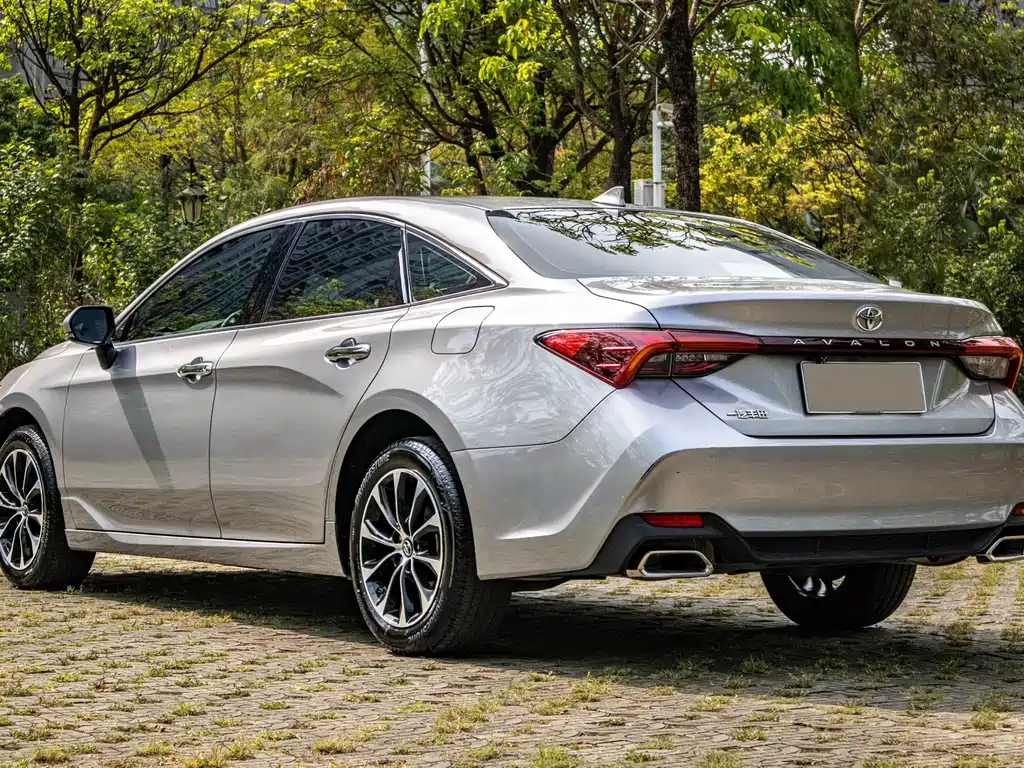Toyota Avalon 2023
