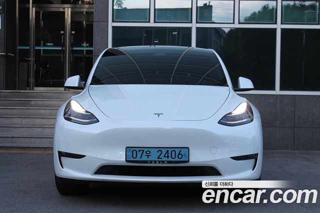Tesla Model Y 2021