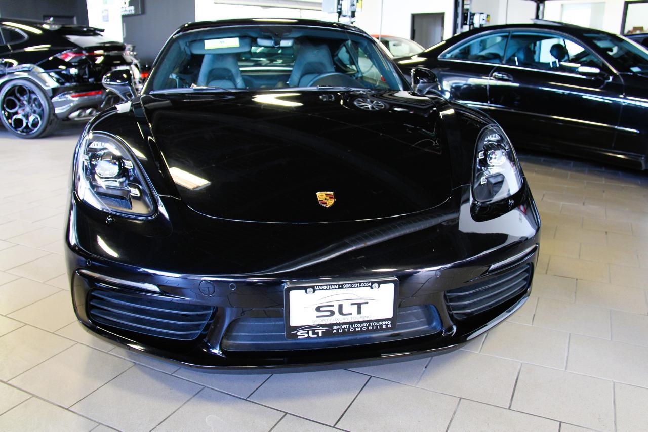 Porsche Cayman 2024