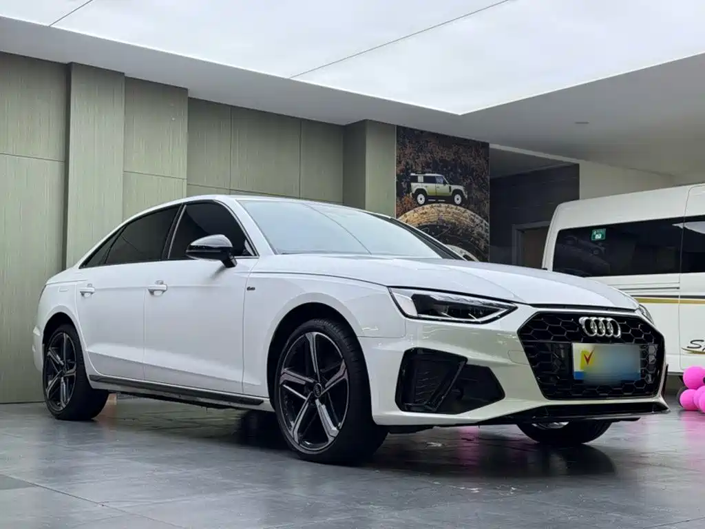 Audi A4 2024