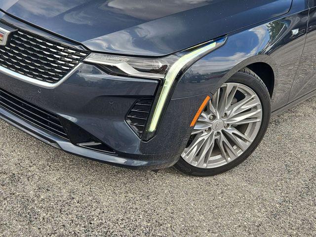 Cadillac CT4 2025