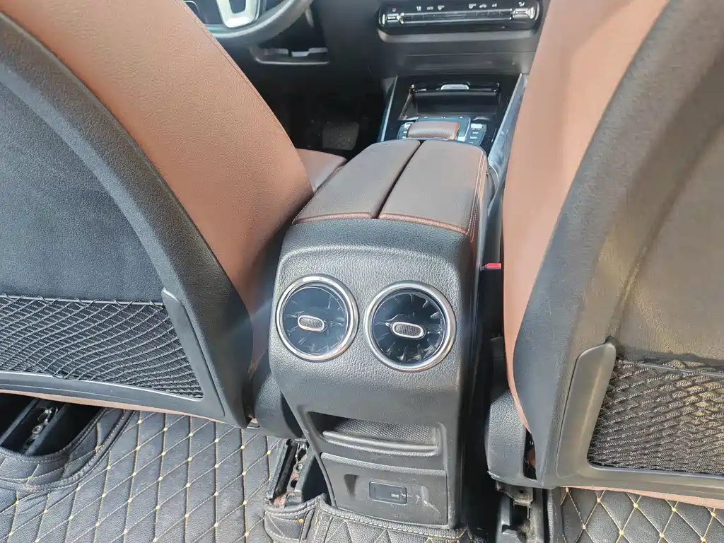 Mercedes-Benz GLB 2022