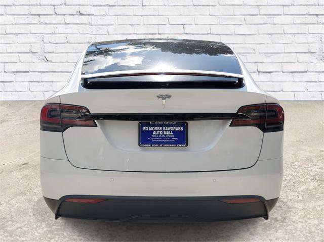 Tesla Model X 2023