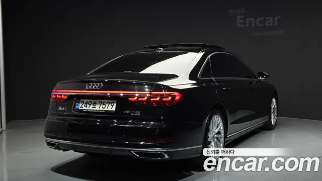 Audi A8 2021