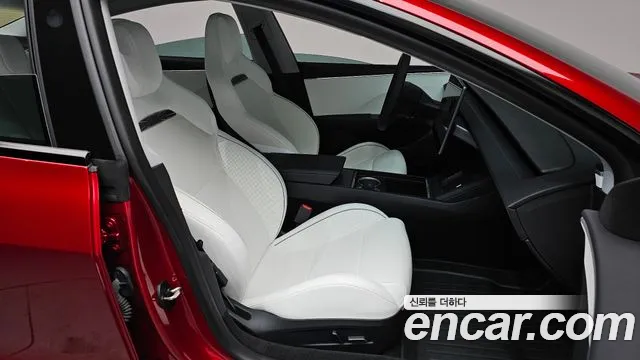 Tesla Model 3 2024