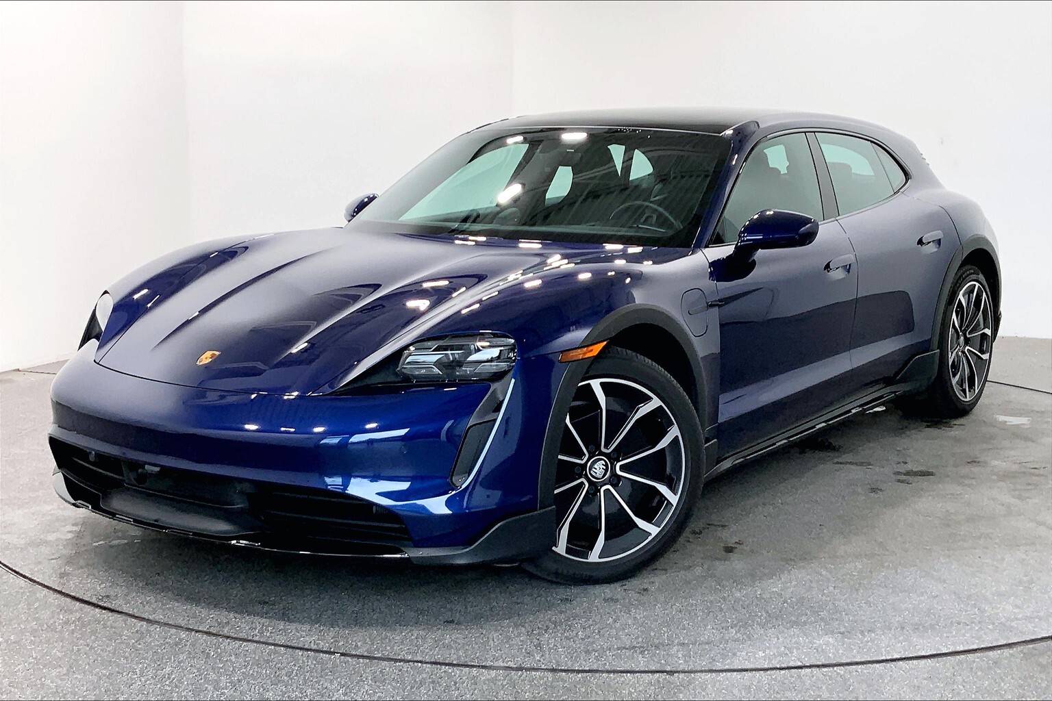 Porsche Taycan 2021