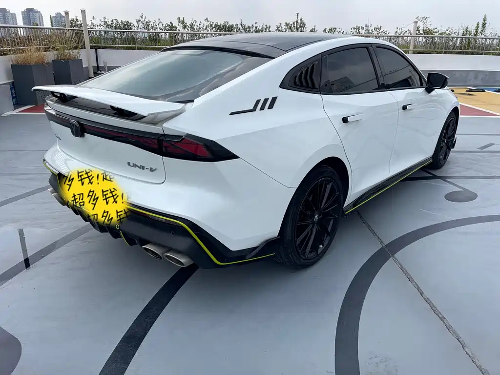 Changan UNI-V 2023