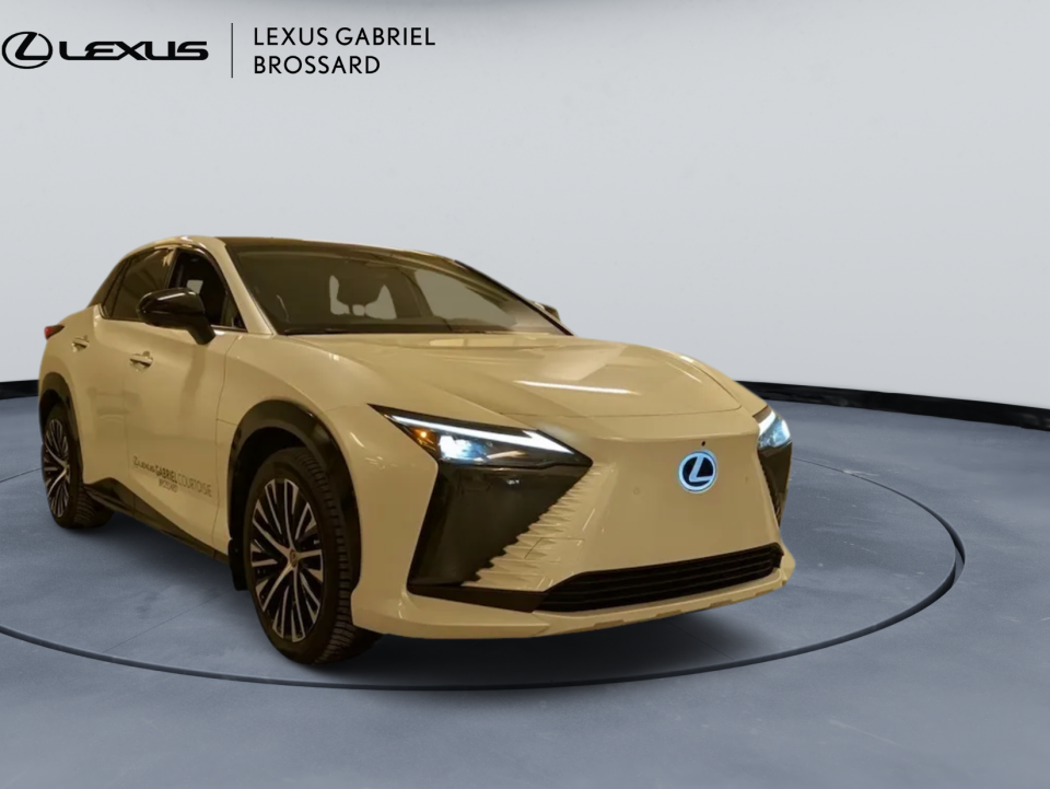 Lexus RZ 2023