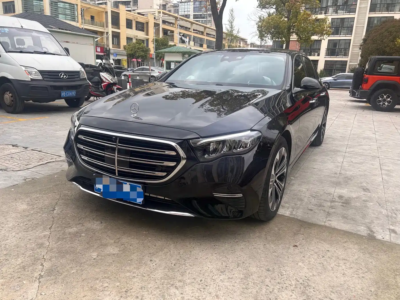 Mercedes-Benz E-Класс 2025