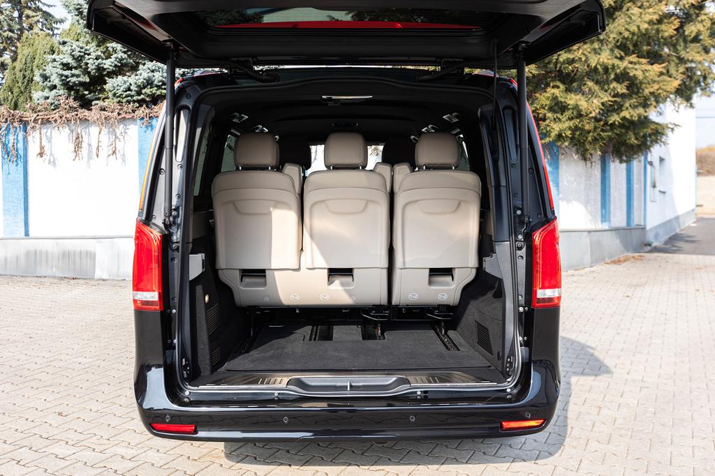 Mercedes-Benz V 300 2023