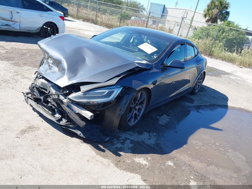 Tesla Model S 2021