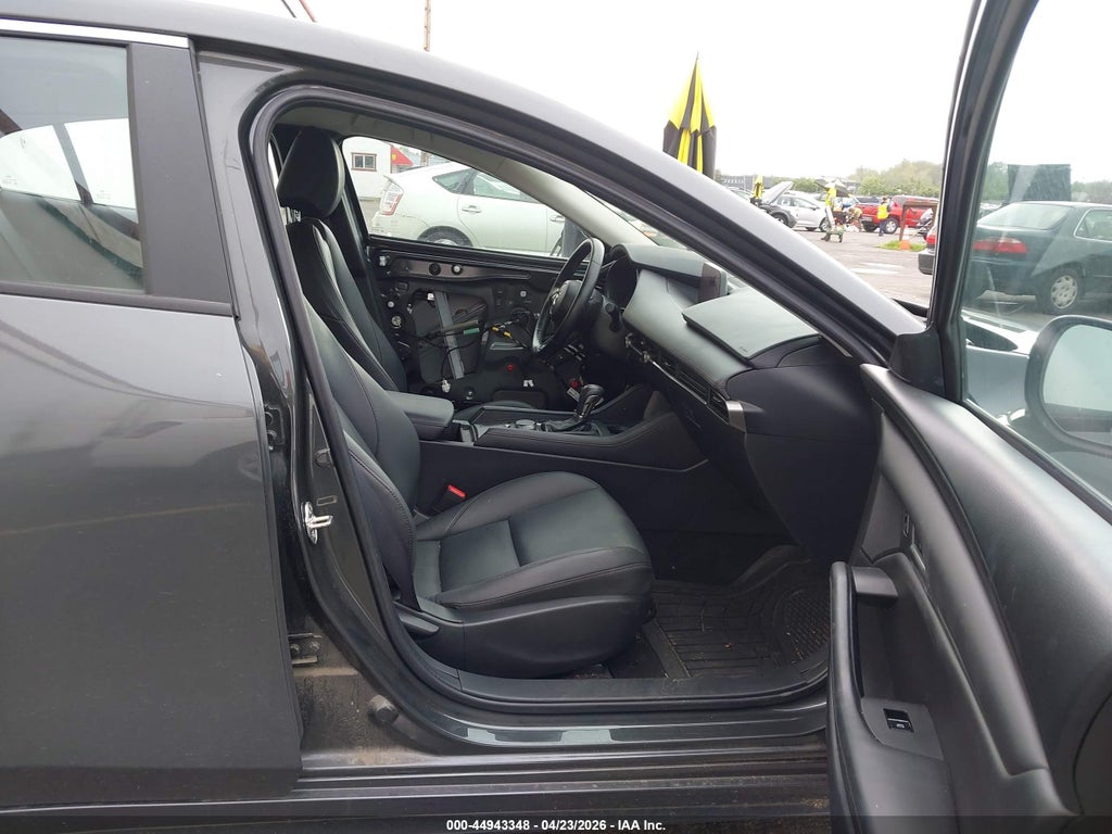 Mazda 3 2023