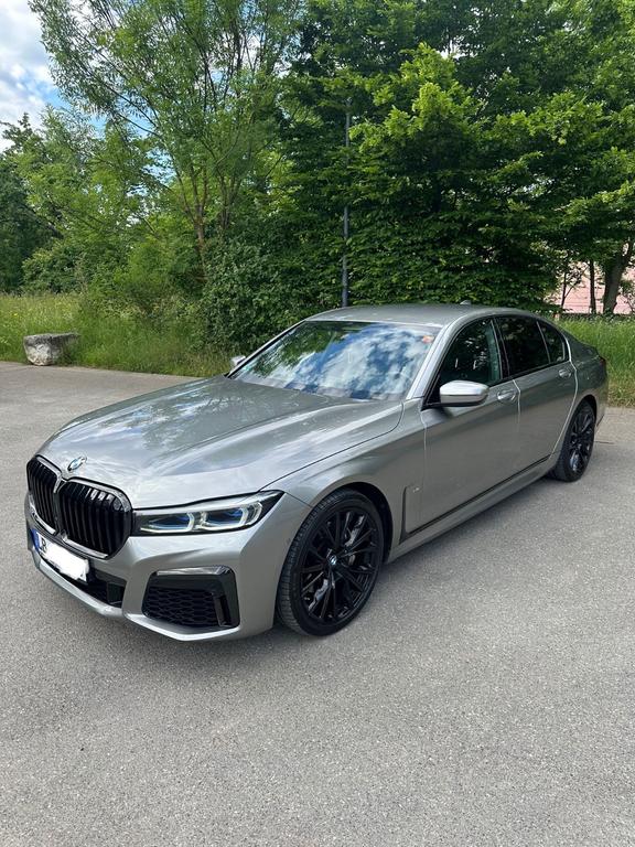 BMW 730 2021