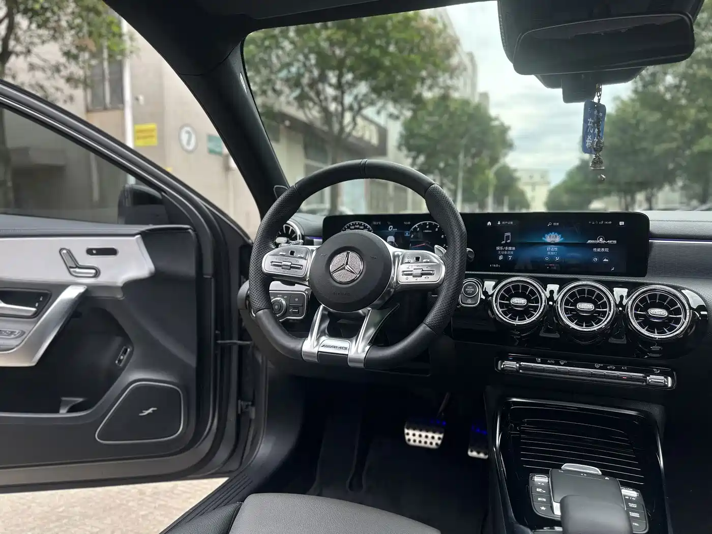 Mercedes-Benz A-Класс 2021