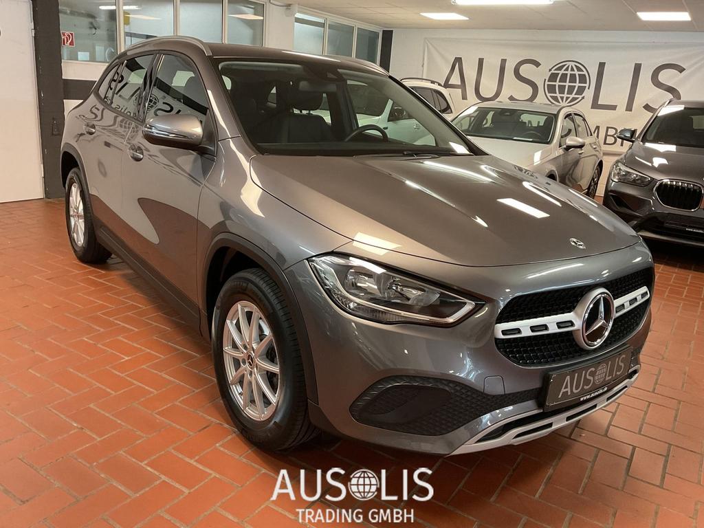 Mercedes-Benz GLA 180 2022