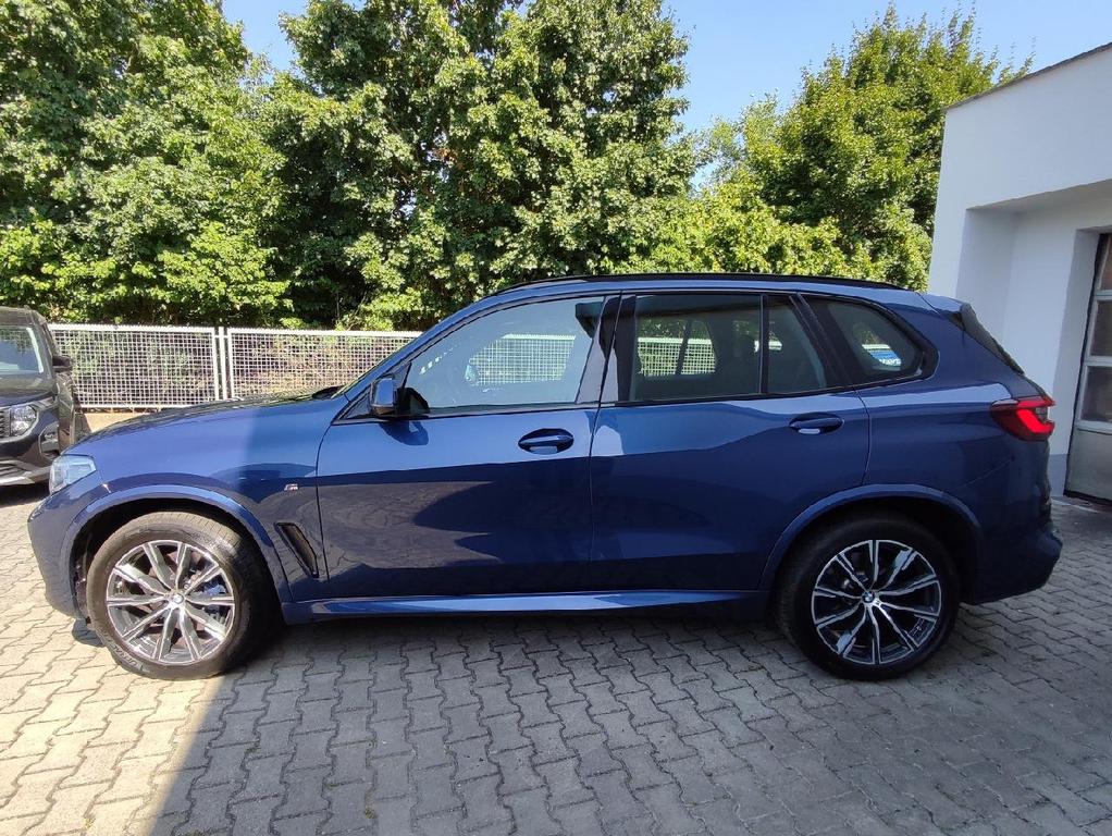 BMW X5 2022