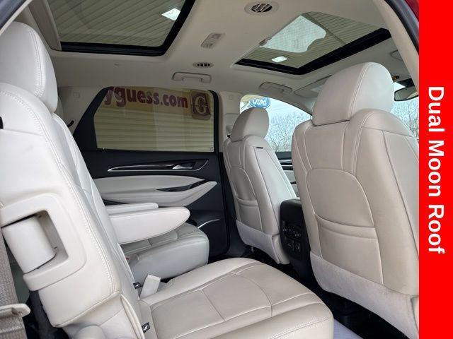 Buick Enclave 2022