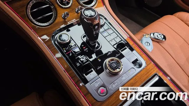 Bentley Continental 2023