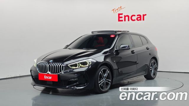 BMW 1 серии 2021