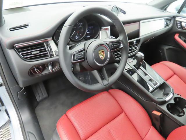Porsche Macan 2024