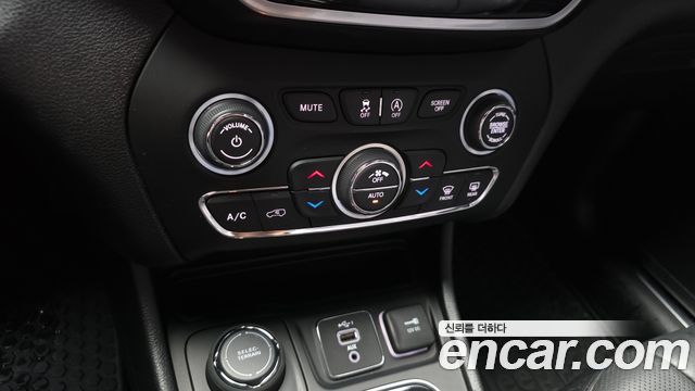 Jeep Cherokee 2021