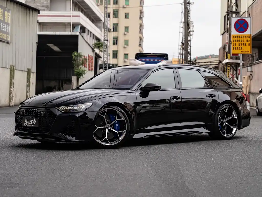 Audi RS 6 2022