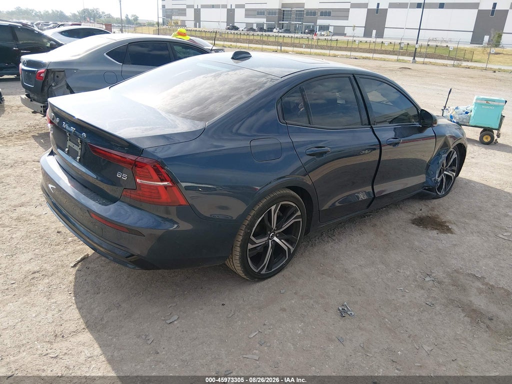 Volvo S60 2024