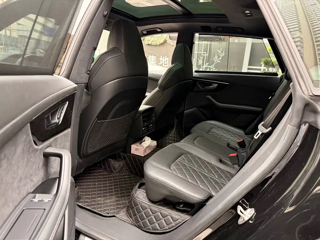 Audi Q8 2024
